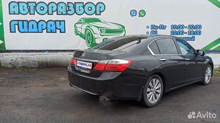 Кронштейн блока ABS Honda Accord 57115T2AA00