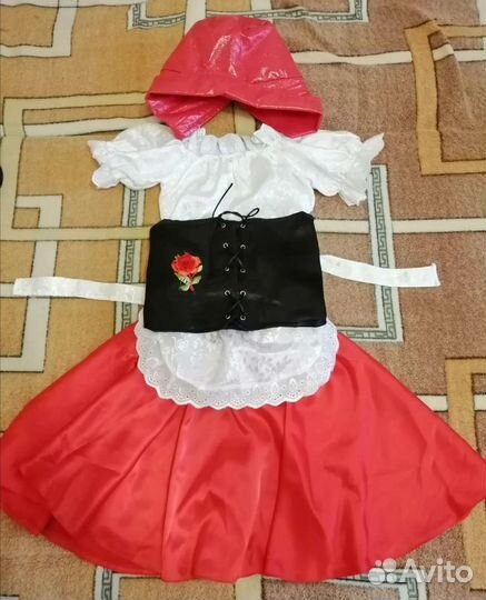 Костюм красной шапочки