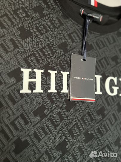 Tommy hilfiger футболка