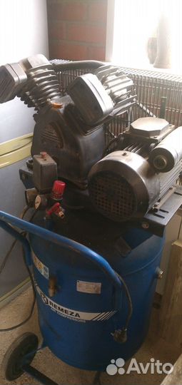 Компрессор вертикальный Remeza сб4/С-100LB30ав б/у