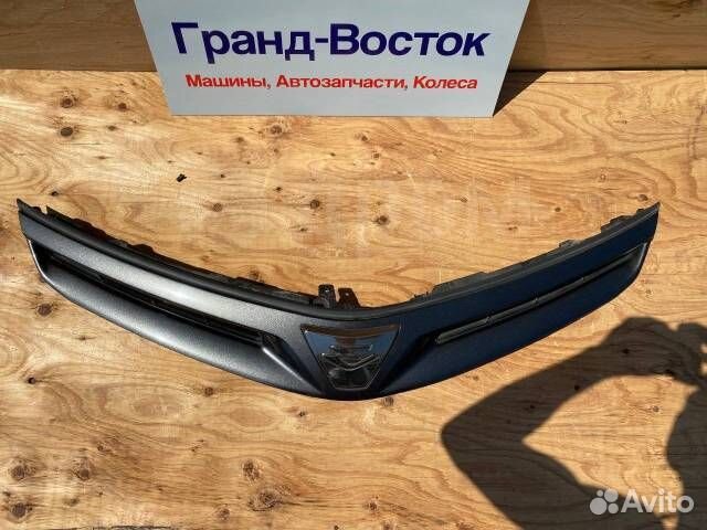 Решетка радиатора Toyota Estima ACR50