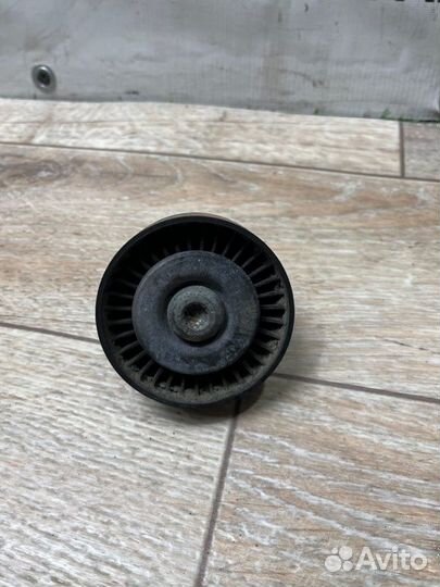 Ролик натяжной навесного оборудования Audi A6 C7