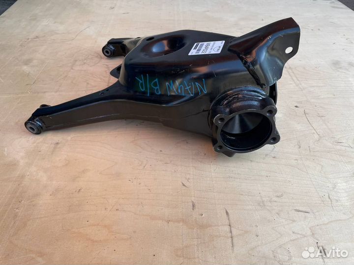 Рычаг задний правый Mitsubishi Grandis NA4W