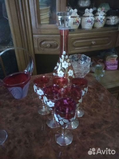 Винный набор -красная посуда