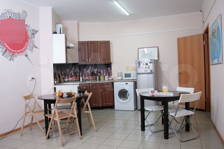 Комната 100 м², 2/12 эт.