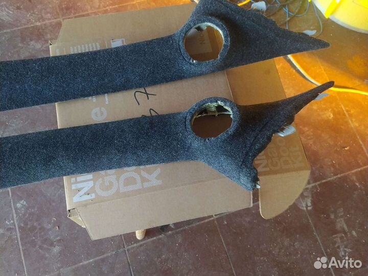 Обивка передних стоек