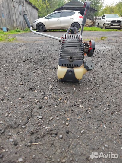 Триммер бензиновый на запчасти