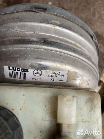 Вакуумный усилитель тормозов w220