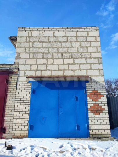 Гараж, > 30 м²