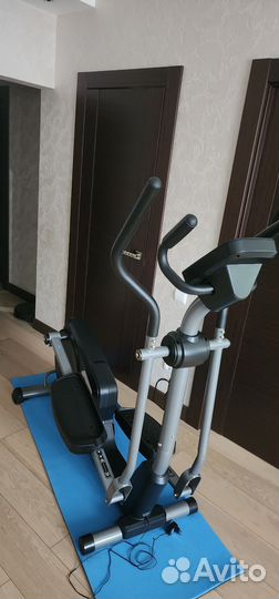 Эллиптический тренажер Torneo Transform с 540