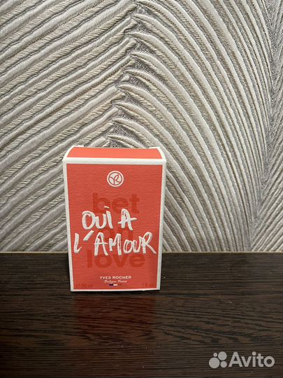 Парфюмерная женская вода Ив Роше Mon Rouge