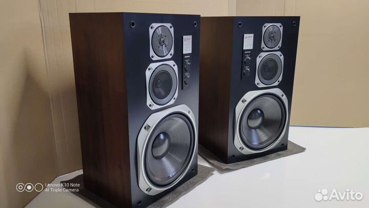 Колонки Onkyo D-7R закрытый ящик, три полосы
