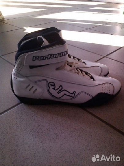 Обувь для автоспорта FIA