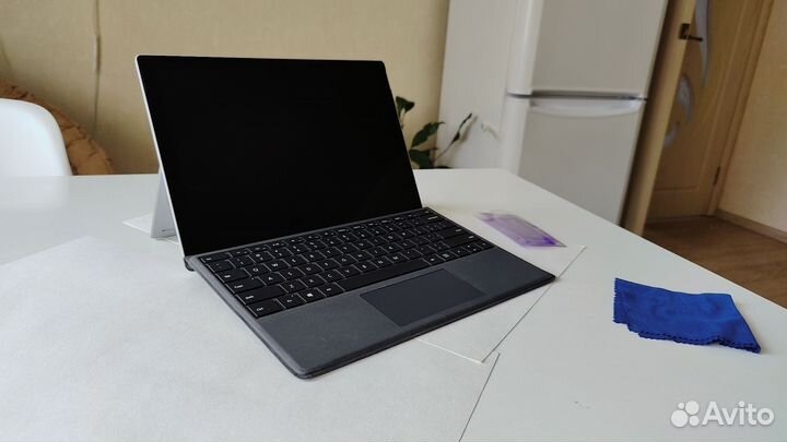 Microsoft surface pro 7 i5 8/128