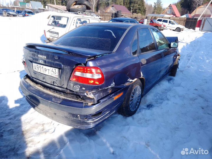 Запчасти Volvo S40