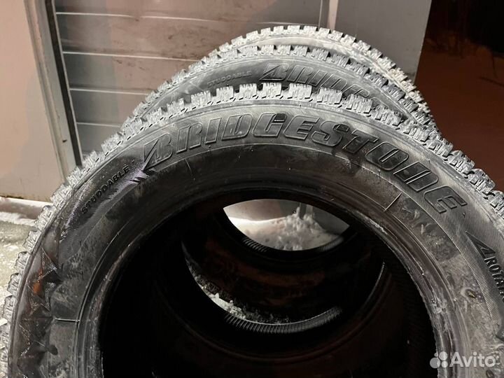 Bridgestone Blizzak Spike-01 195/65 R15 91T