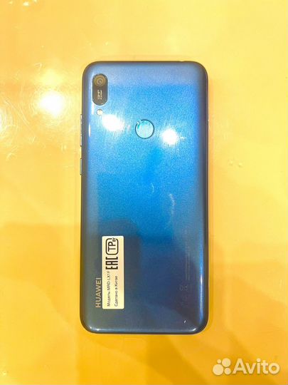 HUAWEI Y6 (2019), 2/32 ГБ