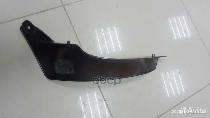 Спойлер пер. бампера VAG 5L0853888A VAG