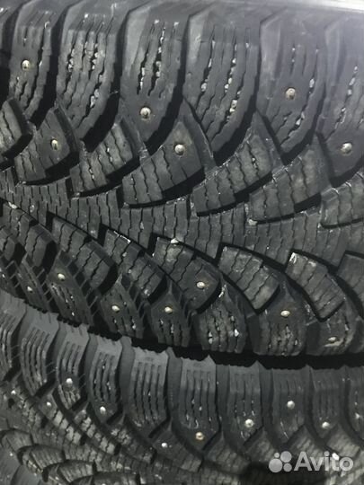 Nokian Tyres Hakkapeliitta SUV 235/65 R17 108T