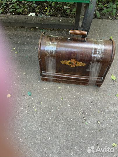 Машинка швейная Зингер