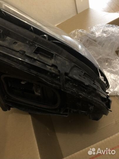 W213 фара на запчасти