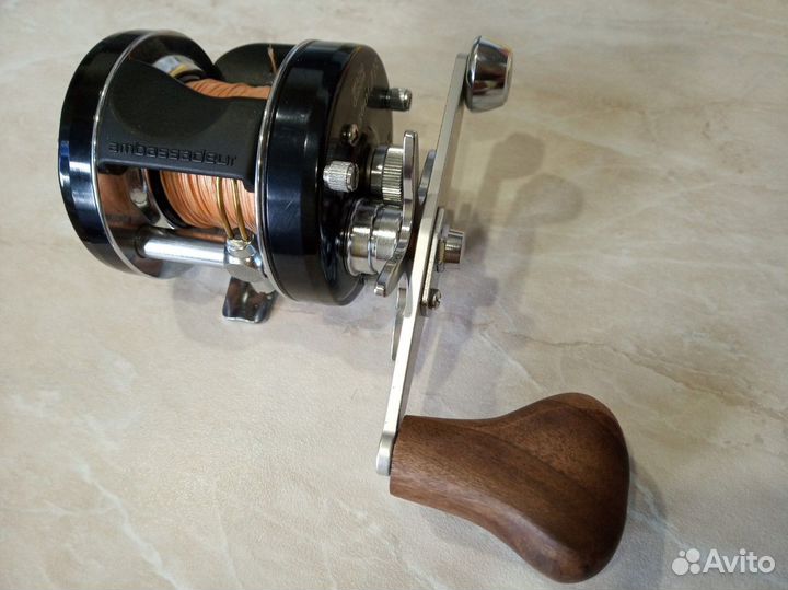 Катушка рыболовная