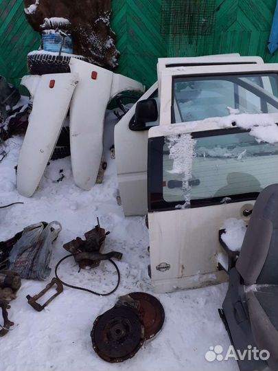 Двери nissan terrano 2