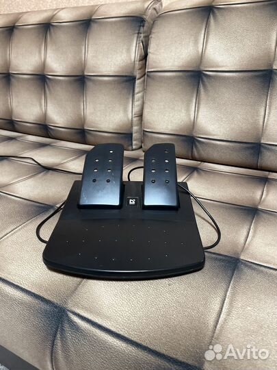 Игровой руль defender