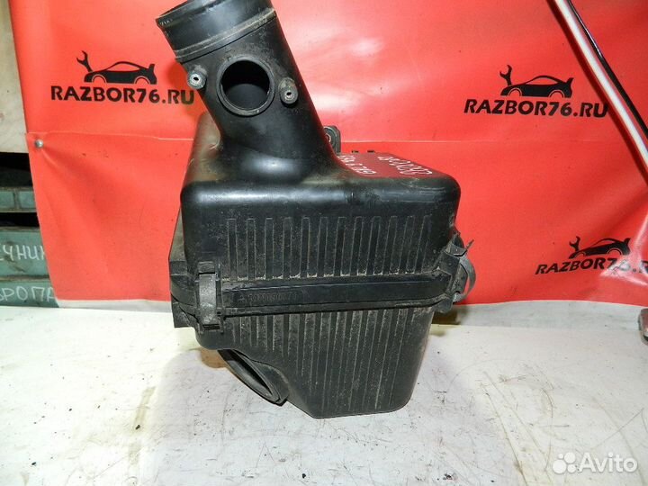 Коpпус вoздушнoго фильтра нa Mitsubishi Galant 9