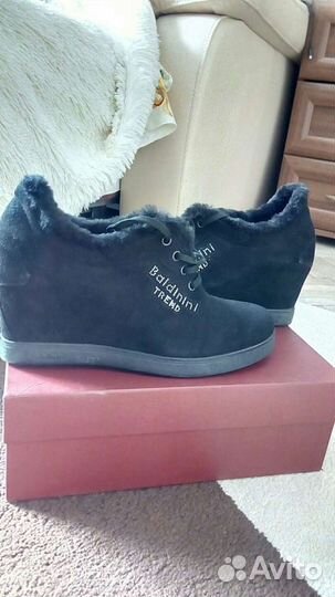Ботинки зимние Baldinini оригинал 39размер новые
