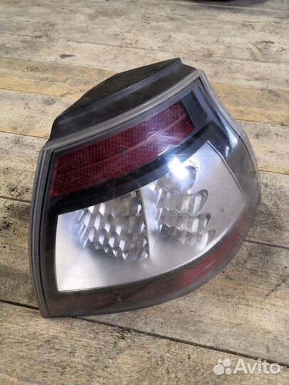 Фонарь правый Volkswagen Golf R32