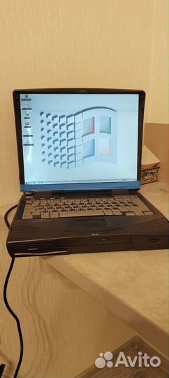 Ретро-ноутбук Compaq Armada 1750