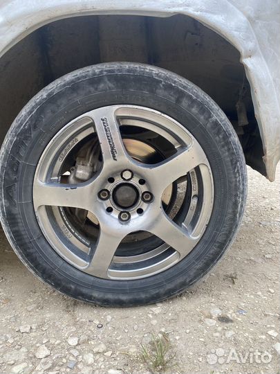 Yokohama 104ZR 4.00/13.5 R14 28C