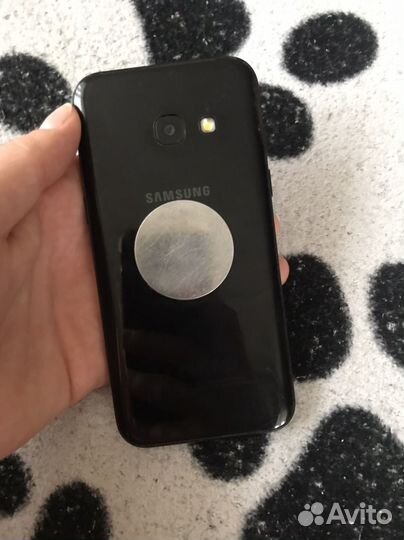Samsung B2100
