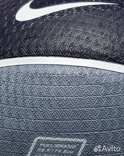 Баскетбольный мяч 7 nike playground 8P 2.0 G