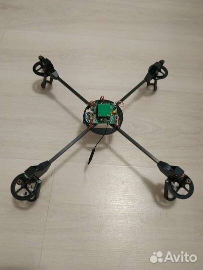 Квадрокоптер WLtoys