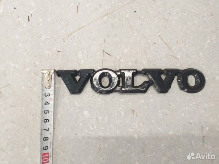 Эмблема задняя Volvo S40 2.0 1995-1999