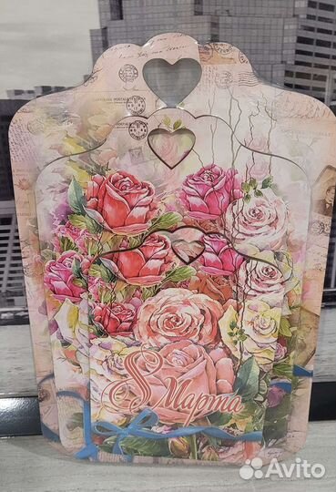 8 марта Доска кухонная