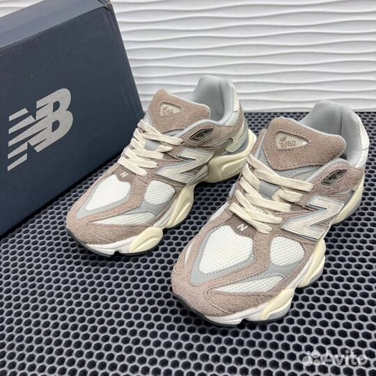 Кроссовки New balance 9060