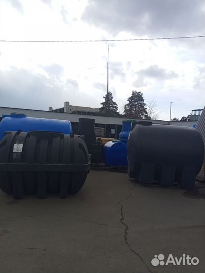 Емкости, бочки, ведра