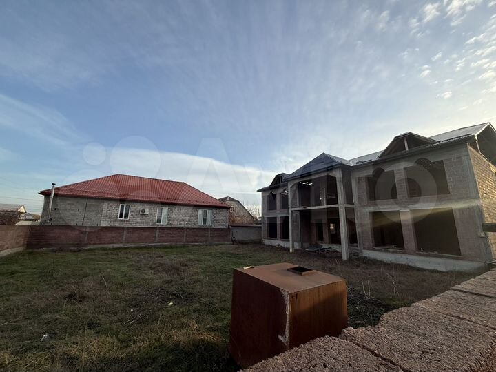 Дом 550 м² на участке 10 сот.