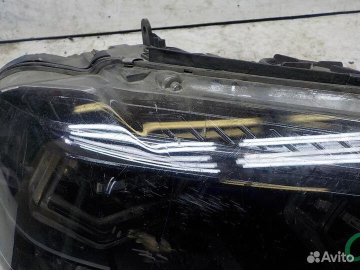Фара правая BMW X5