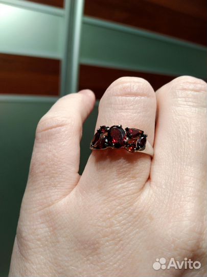 Серебряный комплект с гранатом