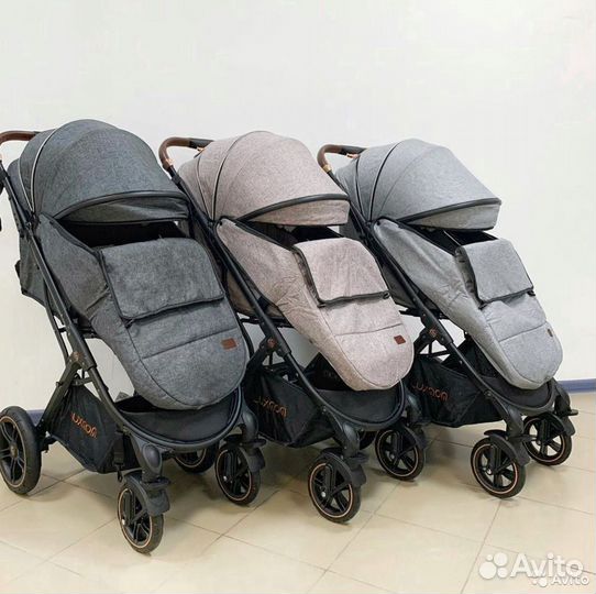 Коляска прогулочная новая