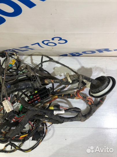 Проводка торпедо renault sandero 1 1.6 мт
