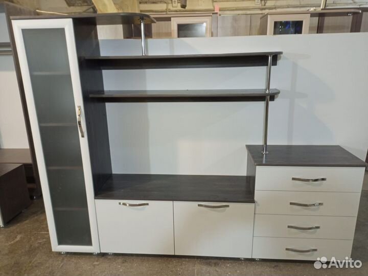 Тумба под тв