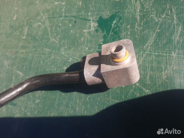 Трубка кондиционера Volvo S60 1