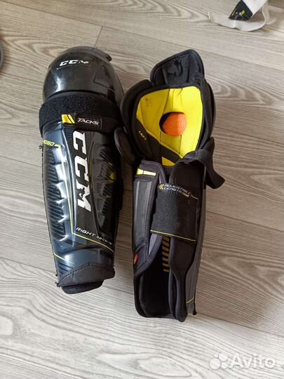 Наколенники ccm Tacks 9080