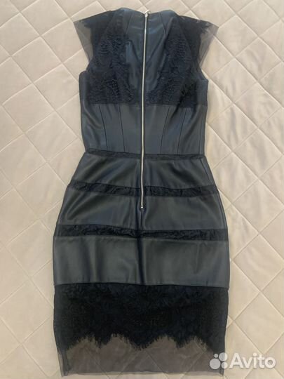 Вечернее платье с кружевом