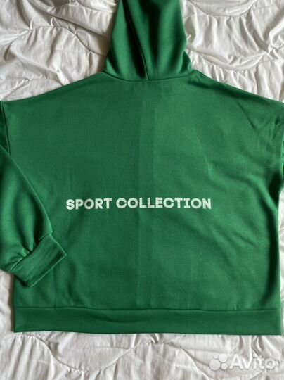 Спортивный костюм